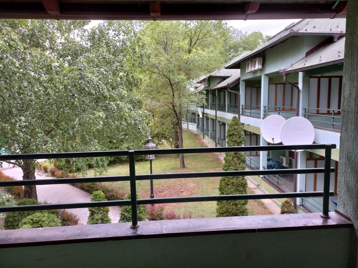 Garni Lupus Prenociste Kanjiža Exterior foto